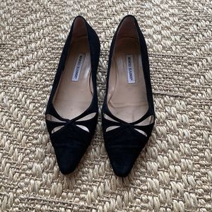 Manolo Blahnik Designer shoes size 38 1/2-39  black suede flats